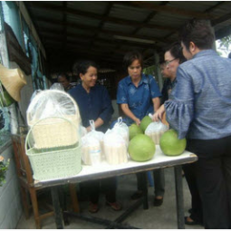		โครงการศูนย์แปลงสาธิตการเกษตรแบบผสมผสาน ตำบลสุขเดือนห้า จังหวัดชัยนาท (16 สิงหาคม 2555)