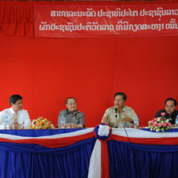 Secretary-General of the Chaipattana Foundation chairs the meeting on the 2011 Implementation of the Integrated Farming Demonstration Plot Project, at the University of Champasak in Lao PDR