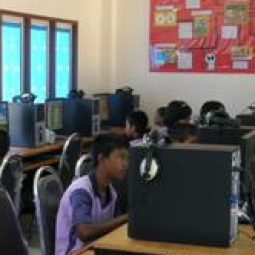 โครงการสร้างอาคารเรียนโรงเรียนบ้านตันหยงอุมา ต.เกาะสาหร่าย จ.สตูล (26 กุมภาพันธ์  2552)