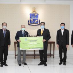 Mr. Pichet Wiriyapha, Director General of the Cooperative Promotion Department and Representatives from the Cooperative Promotion Department Presents 1 million Baht to Support in “Chaipattana Covid-19 Aid Fund (and Other Pandemics)”