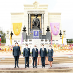 <strong>Read more about</strong><br />Wreath Laying Ceremony on the Occasion of Chakri Memorial Day 2021 Wreath Laying Ceremony on the Occasion of Chakri Memorial Day 2021