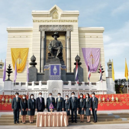 <strong>Read more about</strong><br />Wreath Laying Ceremony on the Occasion of Chakri Memorial Day 2022 Wreath Laying Ceremony on the Occasion of Chakri Memorial Day 2022