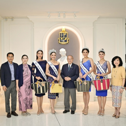 Secretary-General of the Chaipattana Foundation Delivers Talk to the Miss Thailand Pageant Committee and Executive Committee from Central Group