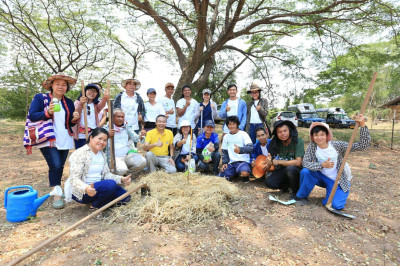 โครงการพัฒนาที่ดินมูลนิธิชัยพัฒนาบ้านเหมือดแอ่ ต.หนองตูม ... รูปภาพ 4